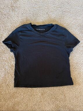 Abercrombie & Fitch Black Short Sleeve Crew Tee